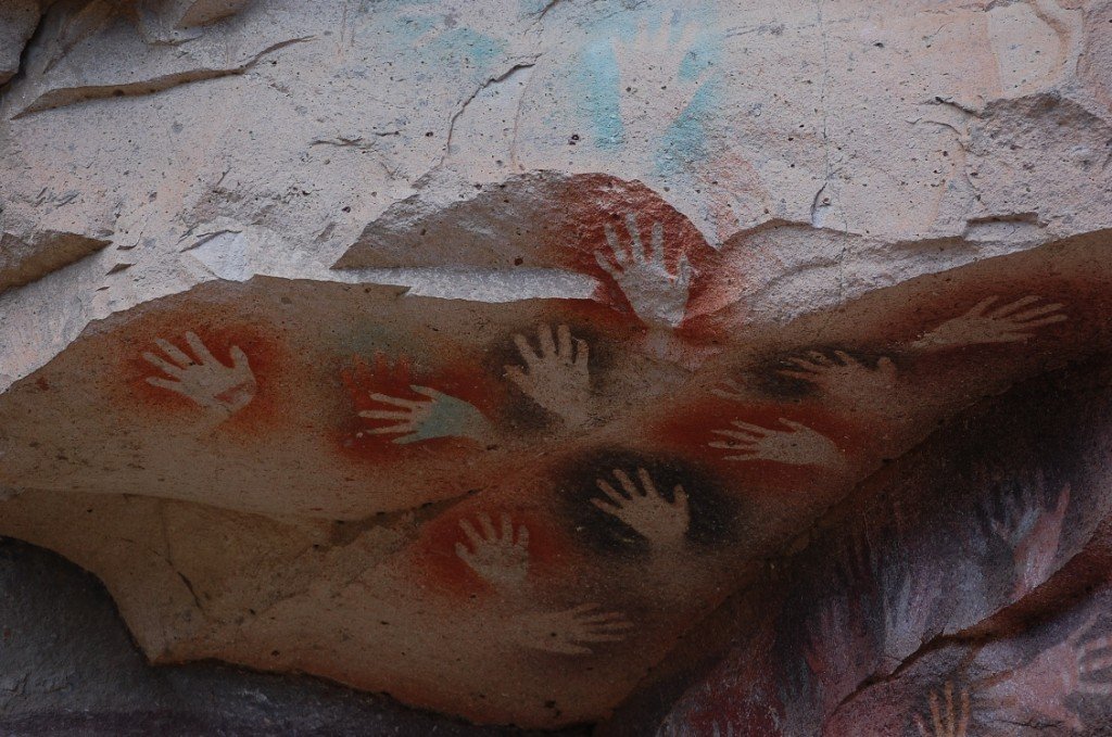 Cueva de las Manos, Santa Cruz